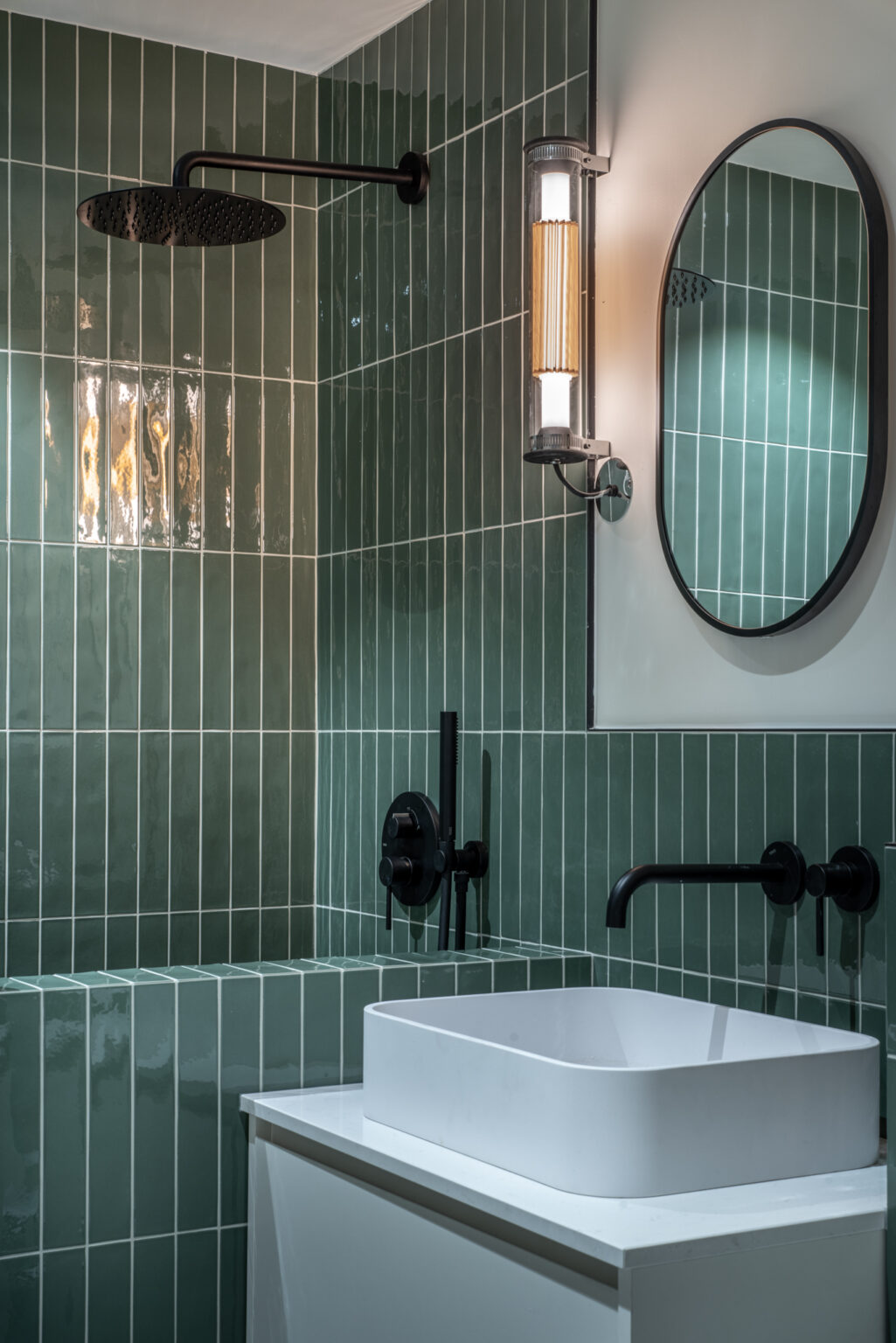 Salle de bain de l'appart'hôtel Jöro Living à Taitbout, Paris 9